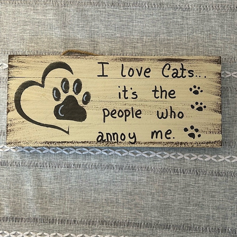 Wooden cat sign